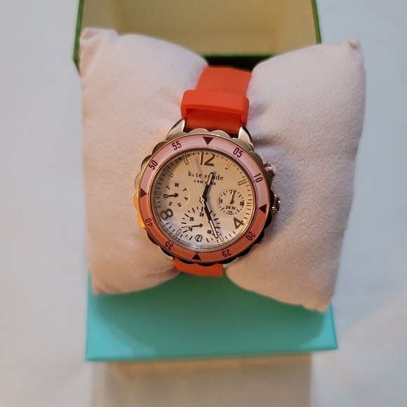 kate spade new york baywater multifunction matte pink silicone watch - Picture 5 of 6